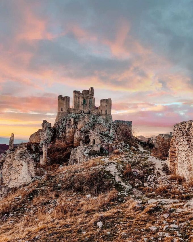 On the Cover: Castle of Rocca Calascio - La Gazzetta Italiana